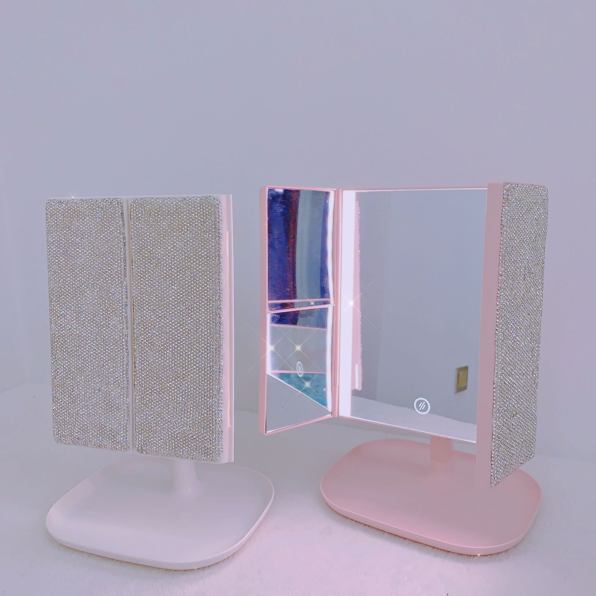 Beauty Forever Makeup - Trifold LED 메이크업 거울 뷰티 조명