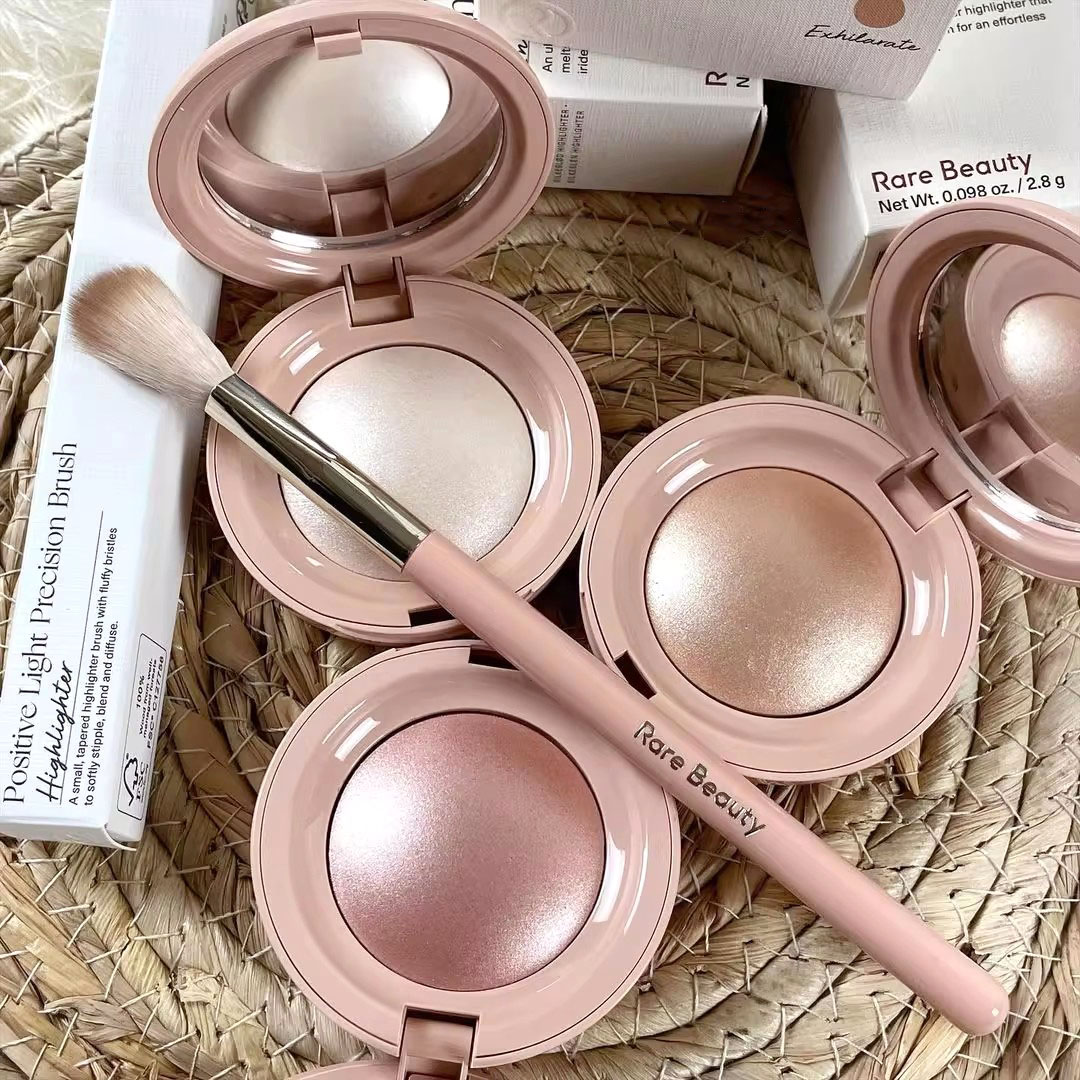 레어 뷰티 모노크롬 스무스 블러셔 파우더 내추럴 치크  - Rare Beauty Makeup Highlighter 리뷰 및 가격