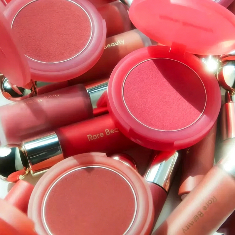 레어 뷰티 매트 라스팅 바운시 멜팅 쿠션 크림-투-파우 - Rare Beauty Makeup Highlighter 리뷰 및 가격